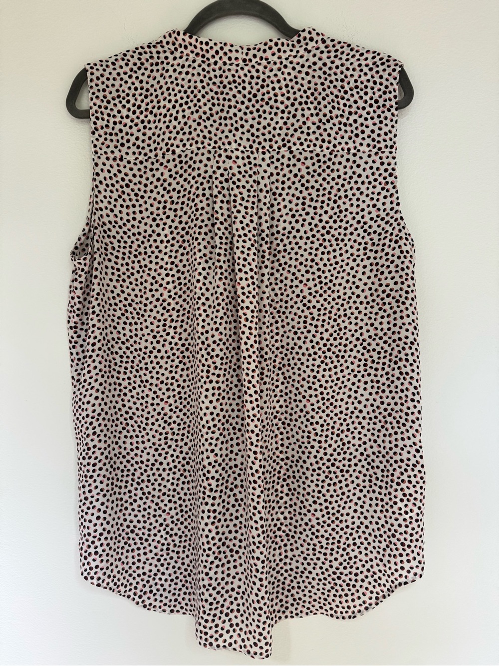 Ann Taylor Sleeveless Pullover Polka Dot Blouse- Size XL - Picture 2 of 4